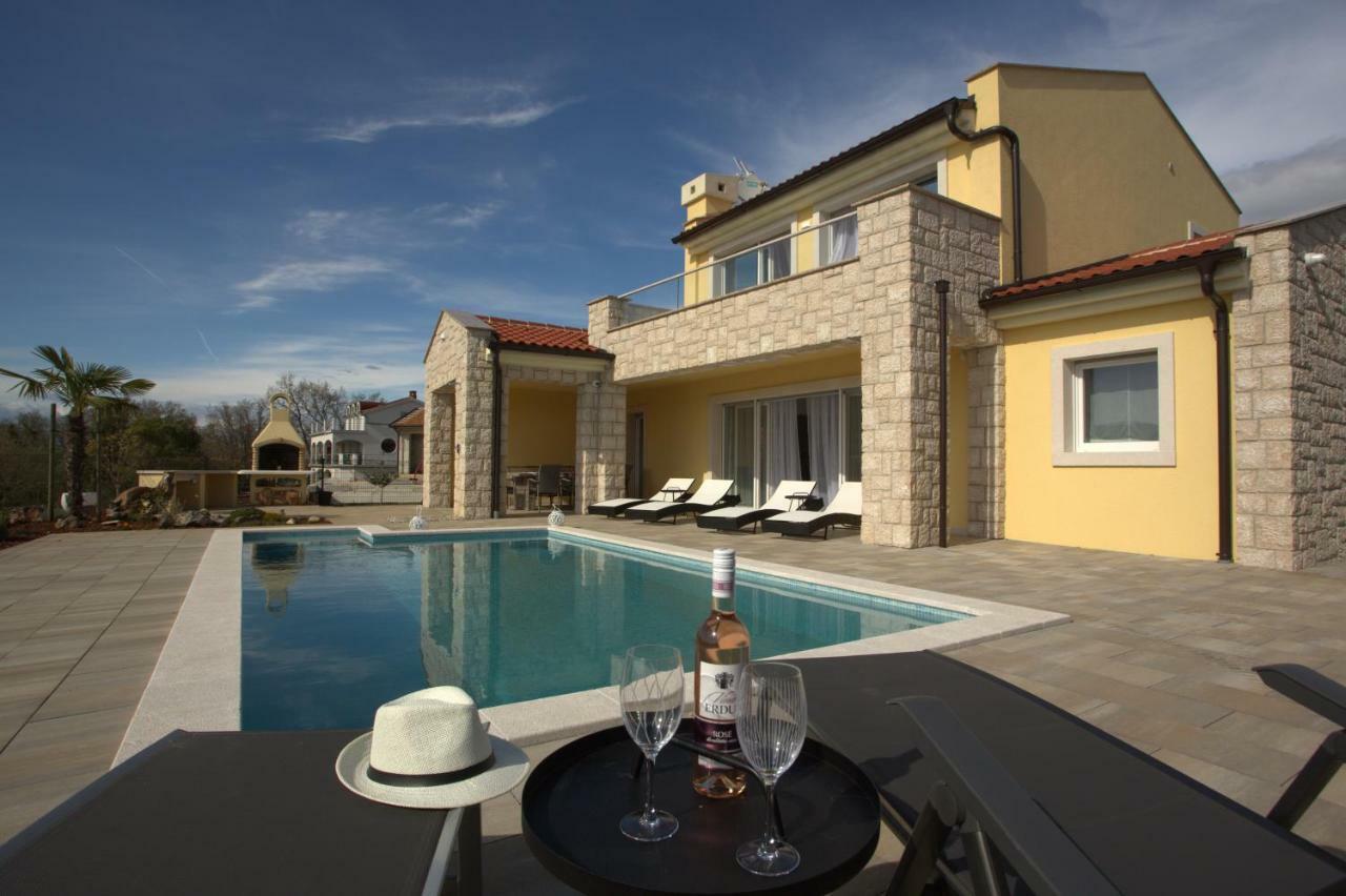 Luxury Villa Lidija Brzac Exterior foto